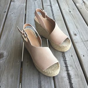 [Brand NEW] Marc Fisher Espadrille Platform Wedge